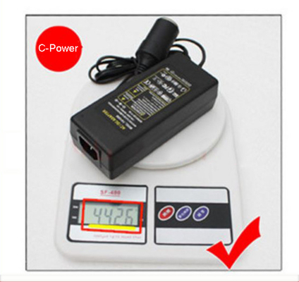 Moderne 60W autoadapter DC 12V naar AC 220V met Desktop verbinding 12VDC 5A stroomtoevoer