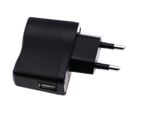 CE-gecertificeerde universele USB-type 5V 300mA 5V 2A 5V 2.5A 5V 1A USB-stroomadapter Zwart