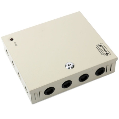 Compacte 12v 10a 9 kanalen voedingsbak voor CCTV-camera Uitgangsfrequentie 50/60Hz