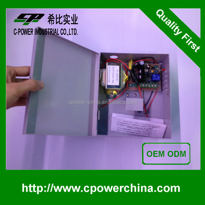 Uitgangsstroom 100-5000mA Metalen behuizing 12v 5a 60w Stroomtoevoer met batterij back-up