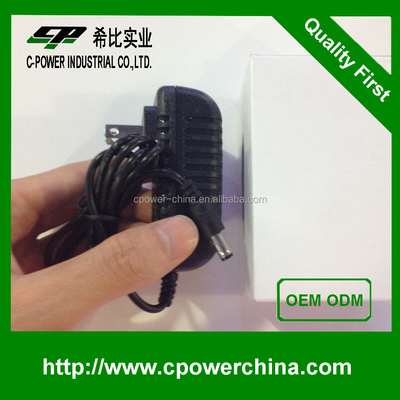 Gelijkstroomvoorziening 5V 12V 24V Uitgangstype Zwart 500mA 1A 2A Adapter voor elektronische apparaten