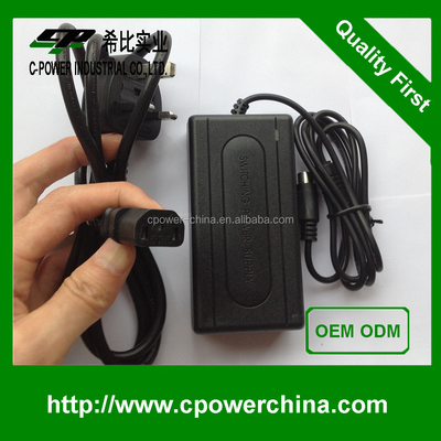 CE-gecertificeerd bureaubladtype 12VDC 3A 4A 5A 10A stroomtoevoerconverter AC100V-240V adapter