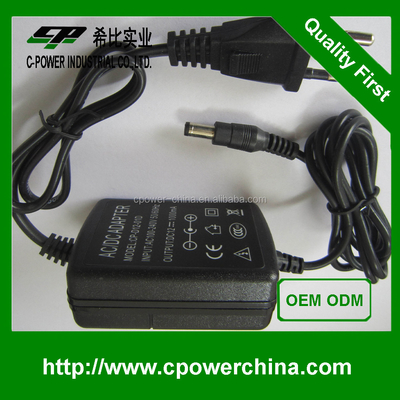 12V 1.2A 12W AC DC-stroomadapter met 1200ma uitgangsstroom en CE-certificaat