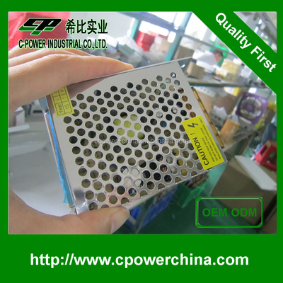 110V/220V AC 12V 3.2A 5A 10A 15A CCTV LED Switch Power Supply Unit met 82% efficiëntie