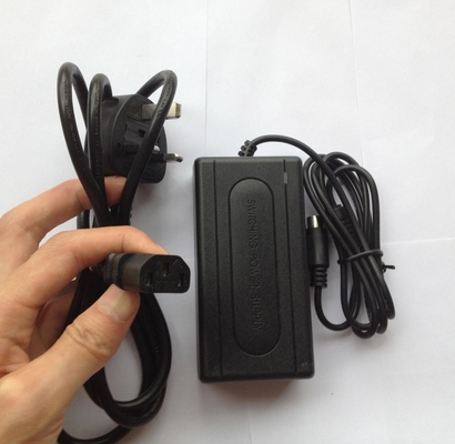 Goedkope 60w DC-uitgang Type Power Adapter 12v 3a 12v 5a 14.4v voor zwarte apparaten