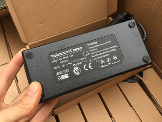 Desktop Type Switching AC Adapter met 12V 10amperautstroom en gelijkstroomtype