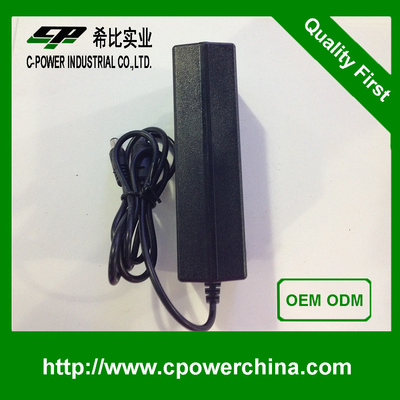 CE-gecertificeerde AC-adapter voor opladers 19v 2a 3a 4a voor laptops 100-240V 2A 50/60Hz