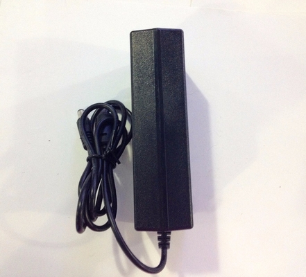 12v 5a DC Schakel AC DC Power Adapter Gratis verzending 1000pcs Single Output Type