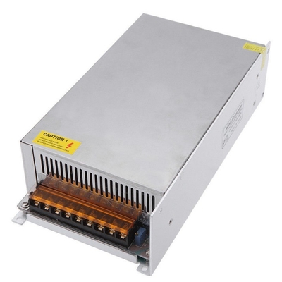 12v 50a 500w stroomtoevoer met overbelastingspanningsbescherming en 50/60Hz uitgangsfrequentie
