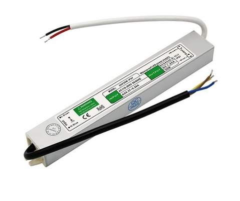 LED-driver met constante spanning 12V 30W voor AC 100-270V-invoer en waterdicht ontwerp