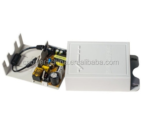 AD-DC Regenbestendig Buitenaangedreven 12V 2A 3A 24W 36W Waterdicht LED IP66 voor CCTV PTZ Camera