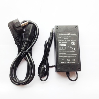 60W stroomvoorziening voor elektronische producten 12VDC Uitgangsspanning EU-plug 100-240V wisselstroominvoer