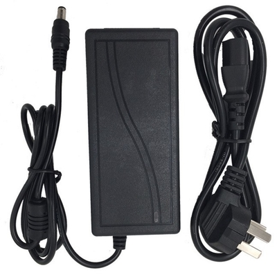 Veelzijdige 12v 6a AC DC stroomtoevoer met 100-240v Input en meerdere Output opties