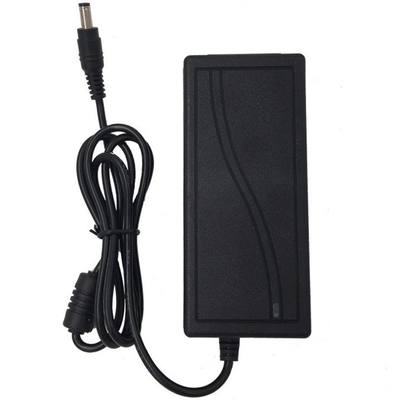 Veelzijdige 12v 6a AC DC stroomtoevoer met 100-240v Input en meerdere Output opties