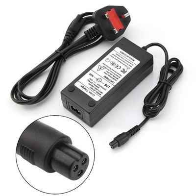 Efficiëntie 82% CE-certificaat C-Power 42V 2A 100-240V Charger voor scooter gelijkstroomtoevoer
