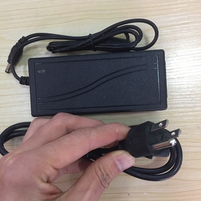 C-Power 18v DC-stroomadapter compatibel met zwarte uitgangsapparaten