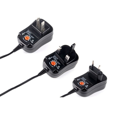 3-12V DC-uitgang Verstelbare 12W/30W universele voedingsadapter met meerdere aansluitingen