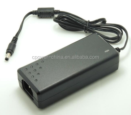 C-Power 18V 3A gelijkstroomadapter met constante spanning en 5,5*2,1/5,5*2,5 gelijkstroomconnector