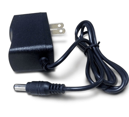 5V 1A AC DC Power Adapter C-Power met optionele DC connector en efficiëntie 85% Min