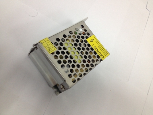 Kleine grootte 24VDC 2.5A 60W stroomvoorziening voor LED-lamp Zilver Uitgangsfrequentie 50/60Hz