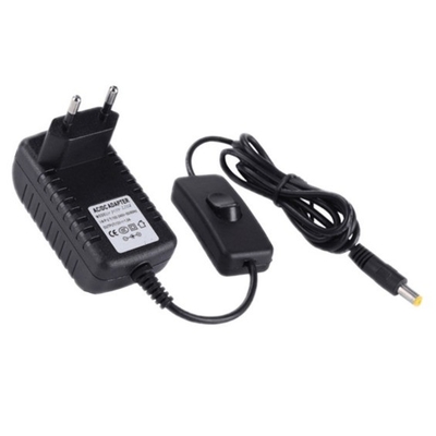 AC100-240V Invoerspanning 12V stroomadapter met inline-switch meerdere gelijkstroomconnectoren