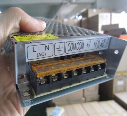 12V 24V gelijkstroom 10A 20A 30A 40A 50A 60A AC gelijkstroom schakelaar stroomvoorziening met 20A uitgangsstroom