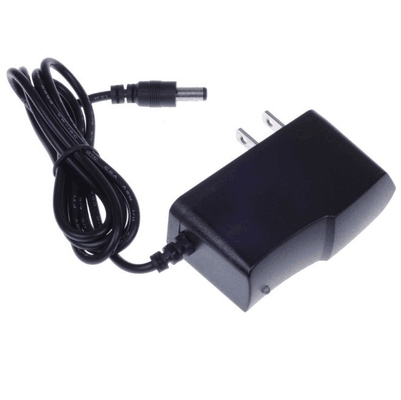 5V 1A C-Power Power Adapter met AC 100-240V Input en 5.5*2.1/5.5*2.5 DC Connector