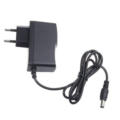 5V 1A C-Power Power Adapter met AC 100-240V Input en 5.5*2.1/5.5*2.5 DC Connector
