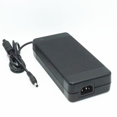 AC DC 12V 12.5A 12V 10A Desktop Power Adapter voor EU AU UK EK Plug door C-Power ABS PC