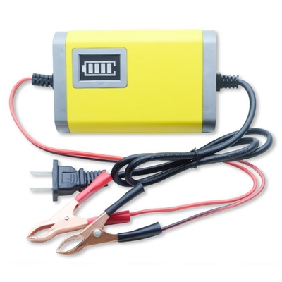 C-Power 12V 2A Volledig automatische 3-fasen loodzuurbatterijoplader voor auto en motorfiets