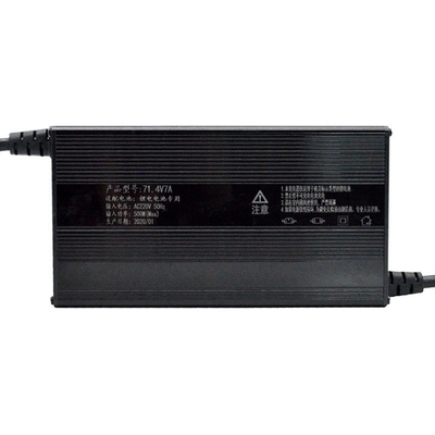 110V/220V Elektrische motorfiets snellader voor Li-ion batterij 13s 14s 15s 16s 17s 20s