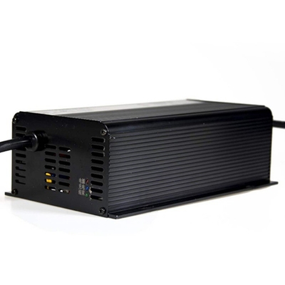 Elektrische motorfiets 60V 15a 90ah-100ah Li-ion batterij oplader 16s 17s 20s 67.2v 71.4v 73v