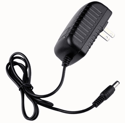 Stabiele uitslag C-Power Constant Spanning AC100-240V DC 5V 2.5A Power Adapter voor efficiëntie