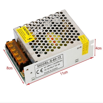 12V 5A 12V 3A 12V 1A Stroomvoorziening voor elektrische apparaten Uitgangsfrequentie 50/60HZ