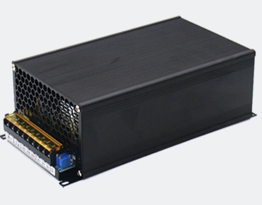 Hoge capaciteit en prestaties C-vermogen 48V 30A 1500W stroomvoorziening voor 110V/220V-invoer